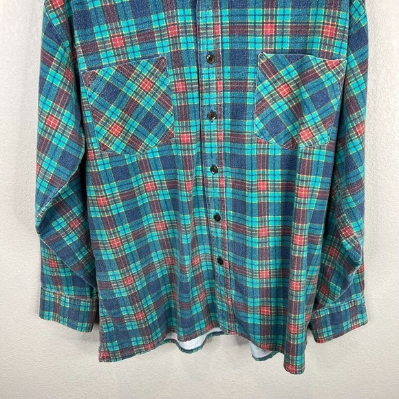Saugatuck Women Flannel Button Down Shirt Plaid Vintage Classic Lumberjack - Picture 5 of 11